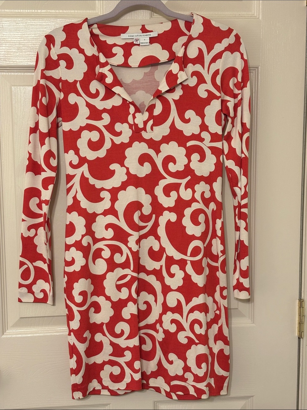 Diane Von Furstenberg Red and Cream Silk Long-Sleeve Printed Dress